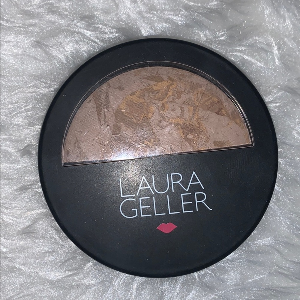 Laura Geller Foundation Powder